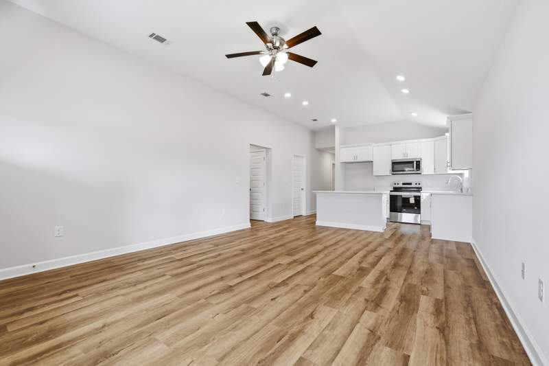 3 bedroom Detached Single Family at 661 Lee Avenue, Morris Addn To Crestview, Crestview — photo 5