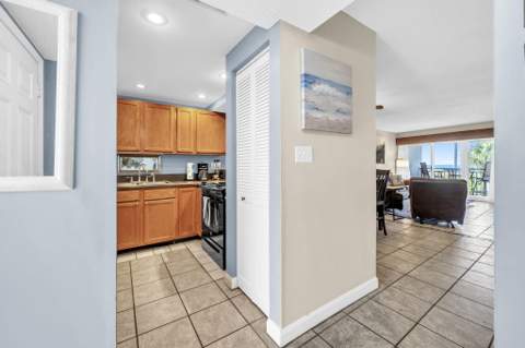 770 Sundial Court #211, Fort Walton Beach FL - photo 12 of 30