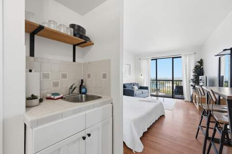 214 SW Miracle Strip Parkway #a305, Fort Walton Beach FL - photo 10 of 35