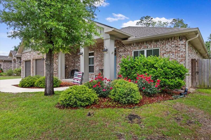 4 bedroom Detached Single Family at 98 Star Drive, Marnan S/D, Fort Walton Beach — photo 3