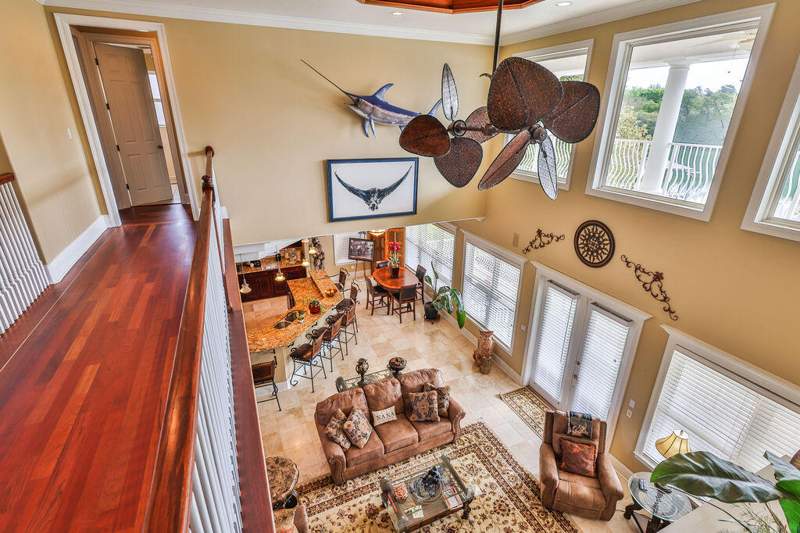 5 bedroom Detached Single Family at 19 Poquito Road, Bayou Poquito, Shalimar — photo 3