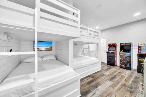1885 Scenic Gulf Drive #1885, Miramar Beach FL - photo 17 of 57
