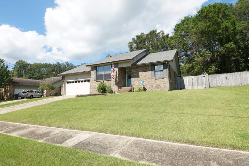 3 bedroom Detached Single Family at 221 Karen Court, VALPARAISO PINECREST 5, Niceville — photo 3