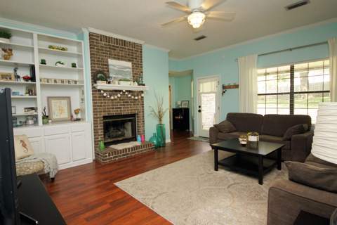 221 Karen Court, Niceville FL - photo 6 of 29