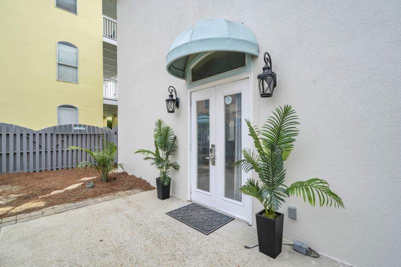 3 bedroom Detached Single Family at 34 Opal Cove, Emerald Shores, Miramar Beach — photo 2