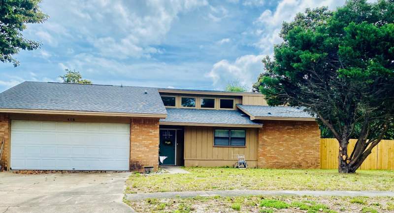 3 bedroom Detached Single Family at 418 Snapper Drive, Eastwood 9th Addn, Destin — photo 2