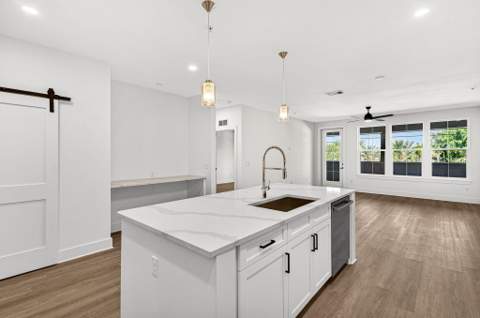 277 The Grove Drive #322, Miramar Beach FL - photo 10 of 40