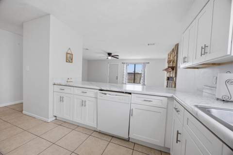 948 McFarlan Avenue, Fort Walton Beach FL - photo 17 of 45