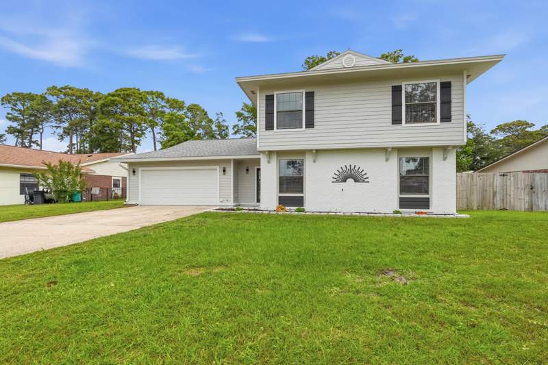 4 bedroom Detached Single Family at 25 Lake Lorraine Circle, Lake Lorraine Estates, Shalimar — photo 3