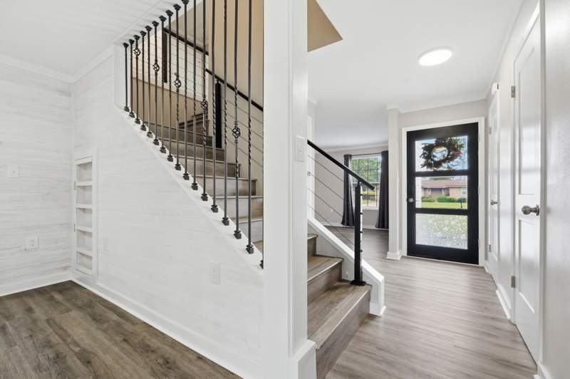 4 bedroom Detached Single Family at 25 Lake Lorraine Circle, Lake Lorraine Estates, Shalimar — photo 5