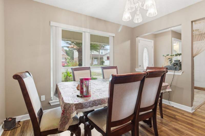 3 bedroom Detached Single Family at 492 Spring Brook Lane, Forest Cove 1st Addn, Mary Esther — photo 4