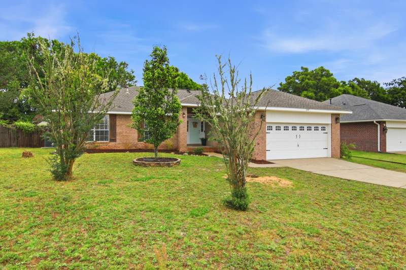 4 bedroom Detached Single Family at 6345 Havenmist Lane, Silver Oaks Ph 2, Crestview — photo 3