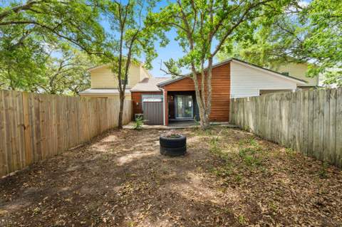 13 NW Cape Drive #Apt B, Fort Walton Beach FL - photo 14 of 28