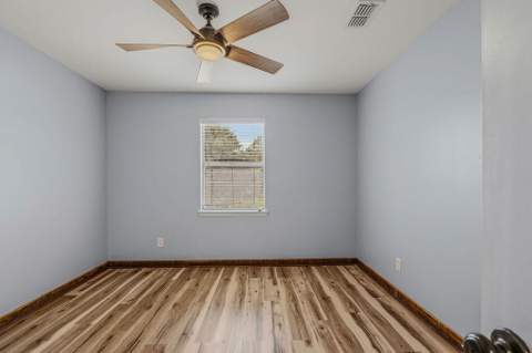 13 NW Cape Drive #Apt B, Fort Walton Beach FL - photo 11 of 28