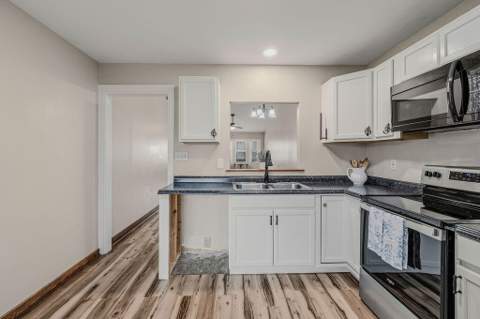 13 NW Cape Drive #Apt B, Fort Walton Beach FL - photo 24 of 28