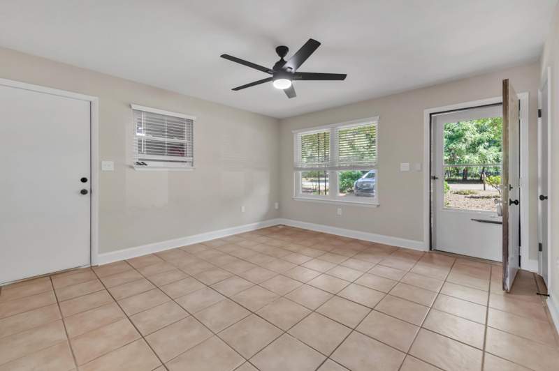 3 bedroom Detached Single Family at 2317 Lewis Street, Leon Heights, Crestview — photo 2