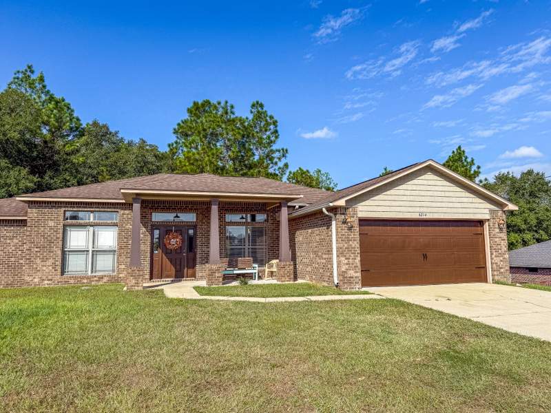 4 bedroom Detached Single Family at 6214 Flash Lane, Silver Springs Est Lot 6 Blk B, Crestview — photo 3