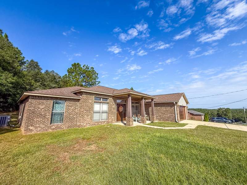 4 bedroom Detached Single Family at 6214 Flash Lane, Silver Springs Est Lot 6 Blk B, Crestview — photo 4
