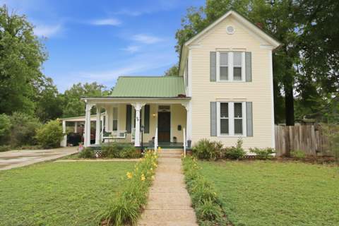 98 E Live Oak Avenue, DeFuniak Springs FL - photo 9 of 44