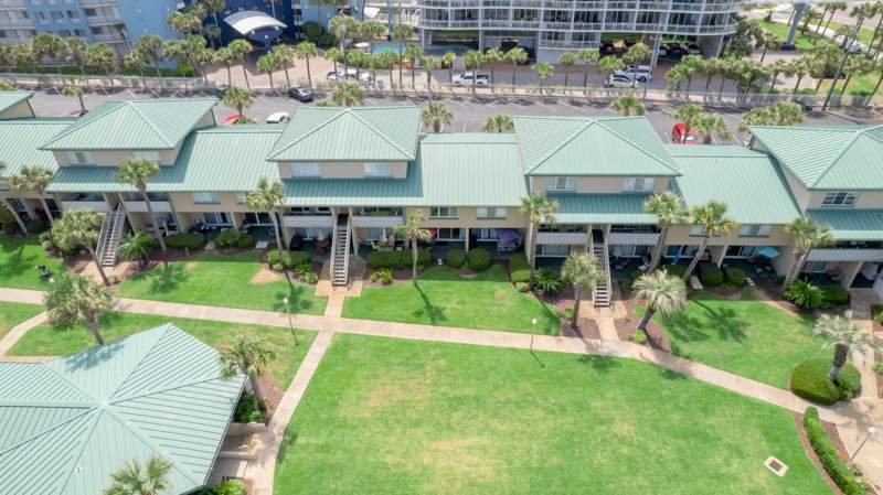 1 bedroom Townhouse at 1530 SE Miracle Strip Parkway #205B, Seaspray Condo, Fort Walton Beach — photo 2