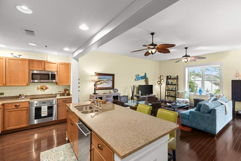 3 bedroom Condominium at 2046 W County Highway 30A ## M2314, Redfish Village, Santa Rosa Beach — photo 2