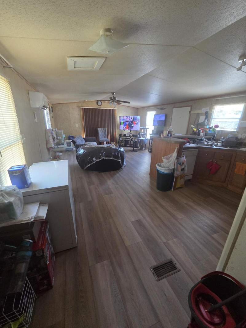 2 bedroom Manufactured Home at 280 Meteyard Lane, Oakwood Hills Unit 1, DeFuniak Springs — photo 2
