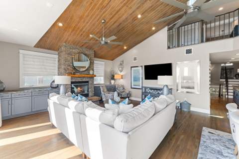 211 Pelican Circle, Inlet Beach FL - photo 18 of 56