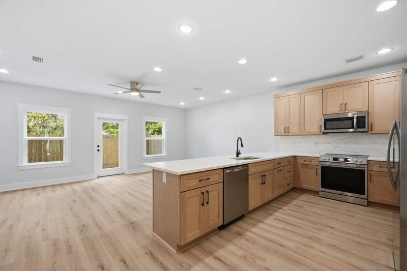 4 bedroom Townhouse at 704 Ferguson Drive #1, Ferguson Townhomes, Fort Walton Beach — photo 3