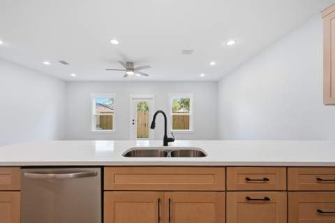 704 Ferguson Drive #1, Fort Walton Beach FL - photo 13 of 53