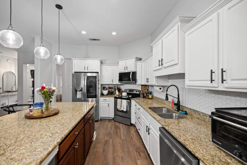 4 bedroom Detached Single Family at 3013 Crown Creek Circle, Brooke Estates Ph III, Crestview — photo 5
