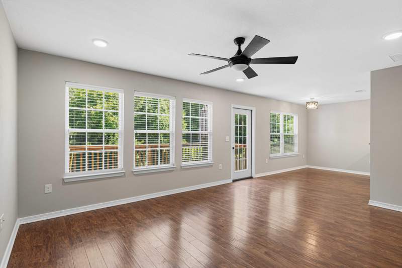 5 bedroom Detached Single Family at 440 Eisenhower Drive, Stillwell South, Crestview — photo 5
