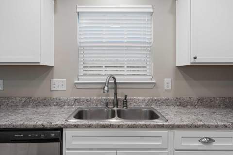 440 Eisenhower Drive, Crestview FL - photo 15 of 55
