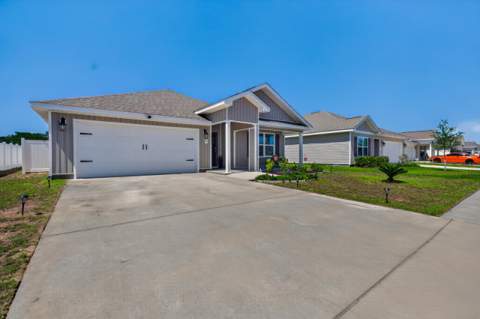 51 Silverthorn Street, Freeport FL - photo 11 of 58