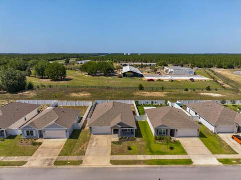 51 Silverthorn Street, Freeport FL - photo 13 of 58