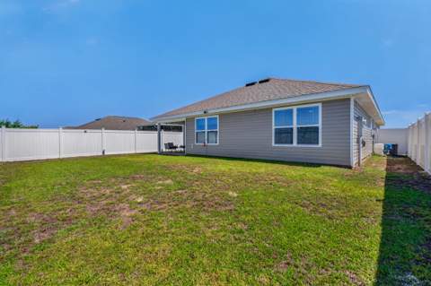51 Silverthorn Street, Freeport FL - photo 17 of 58