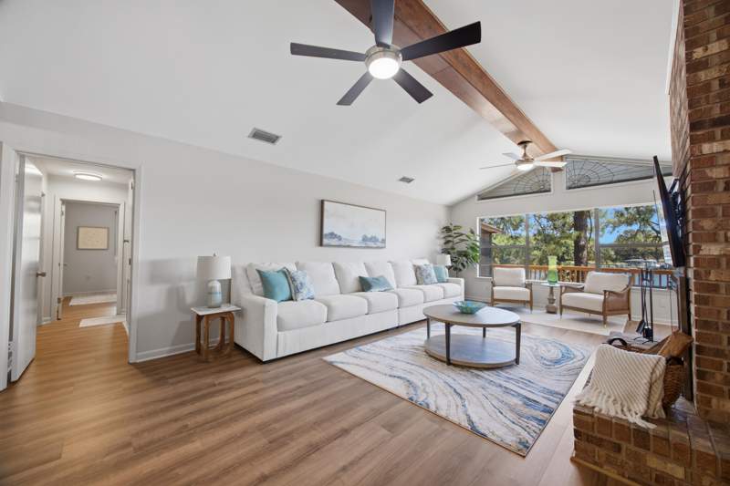 4 bedroom Detached Single Family at 602 Cinco Terrace Lane, Meets and Bounds, Fort Walton Beach — photo 4