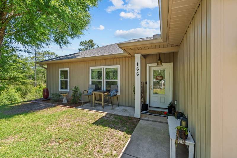 3 bedroom Detached Single Family at 166 Hibiscus Avenue, Oakwood Hills, DeFuniak Springs — photo 3