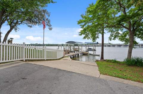 104 Bayou Drive, Niceville FL - photo 12 of 30