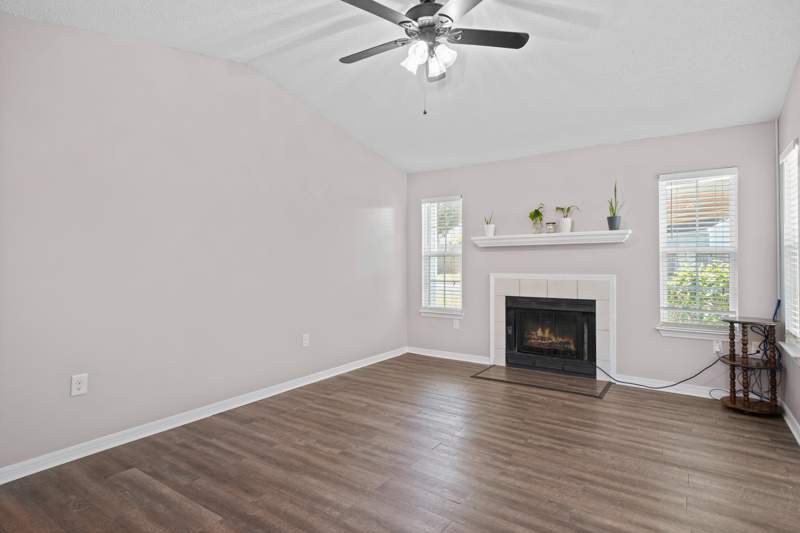 4 bedroom Detached Single Family at 3010 Windsor Circle, Kings Crossing Ph I Lot 5 Blk 2, Crestview — photo 5