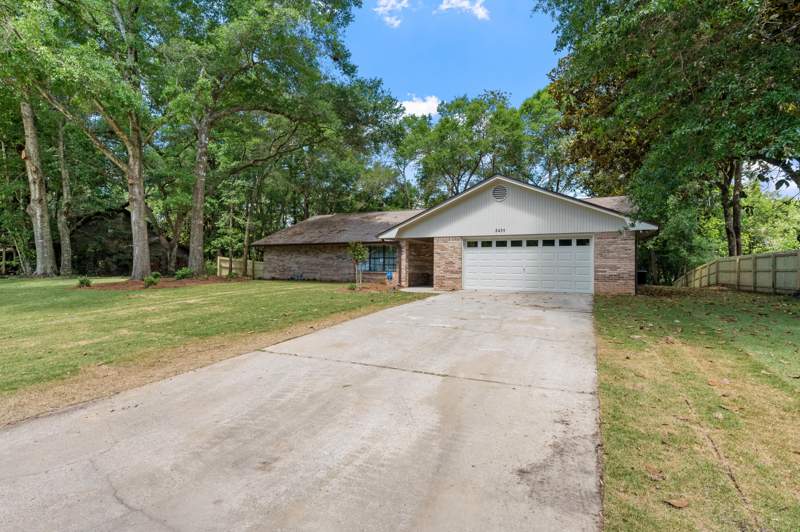 4 bedroom Detached Single Family at 2435 Rocky Shores Drive, Rocky Bayou, Niceville — photo 3