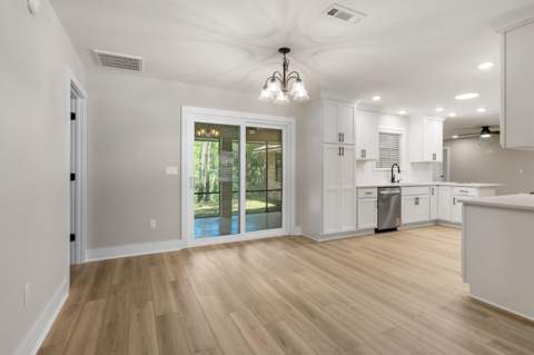2435 Rocky Shores Drive, Niceville FL - photo 12 of 45