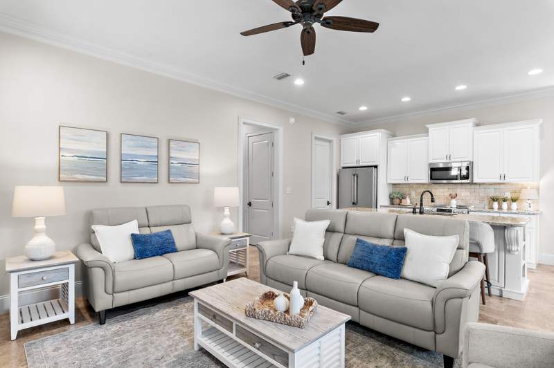 4 bedroom Detached Single Family at 1975 Baytowne Loop, Villa Lago, Miramar Beach — photo 5