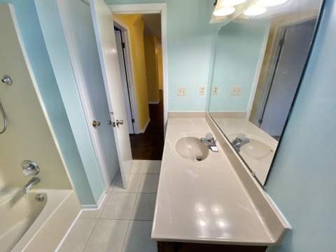 1063 Boulevard De La Parisienne, Mary Esther FL - photo 21 of 63