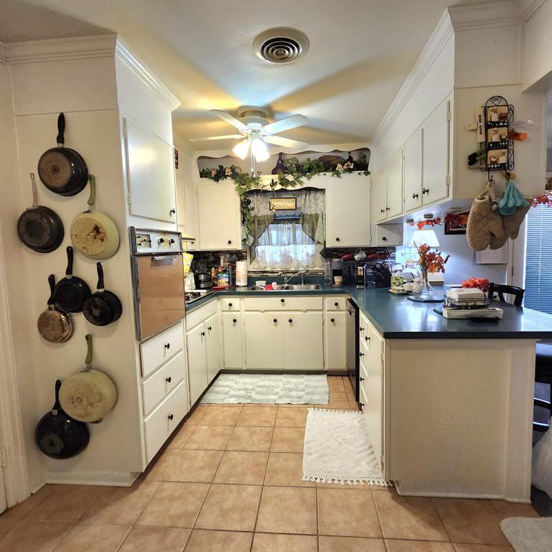 3 bedroom Detached Single Family at 212 NW Baker Avenue, Bayou Woods, Fort Walton Beach — photo 4