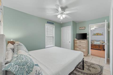 1330 SE Miracle Strip Parkway #211, Fort Walton Beach FL - photo 11 of 27