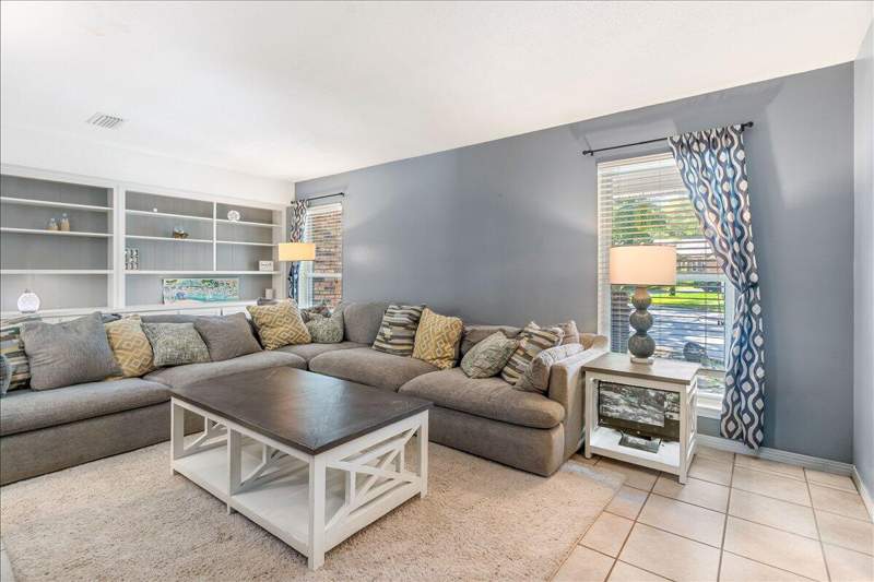 4 bedroom Detached Single Family at 6 Krivik Court, Marnan S/D Beg NE Cor Of Lot 7 Blk J, Fort Walton Beach — photo 4