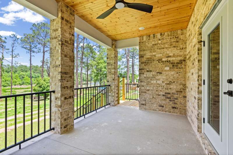 4 bedroom Detached Single Family at 699 Pinewood Drive, Ten Lake Estates Unit 2, DeFuniak Springs — photo 5