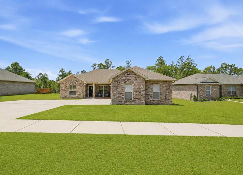 3 bedroom Detached Single Family at 3094 Zach Avenue, Lake Arthur Est Ph I, Crestview — photo 2
