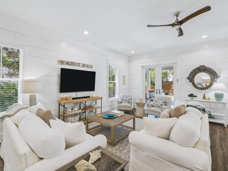 4 bedroom Detached Single Family at 164 S Gulf Drive, Eastern Lake S/D, Santa Rosa Beach — photo 2