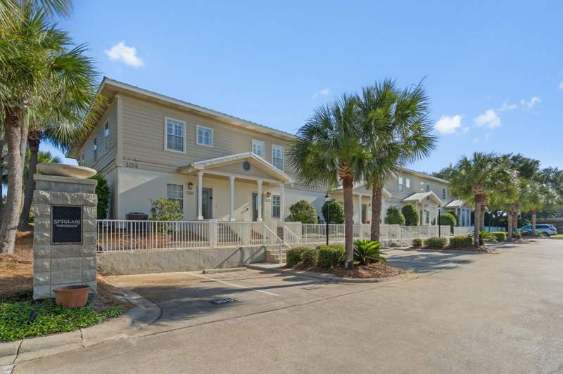 3 bedroom Townhouse at 104 Sandtrap Road #Unit 101, Spyglass T/H, Miramar Beach — photo 2